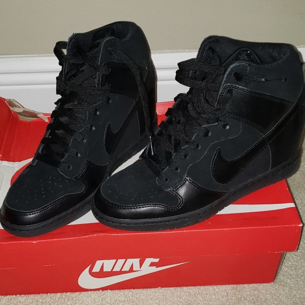 Nike